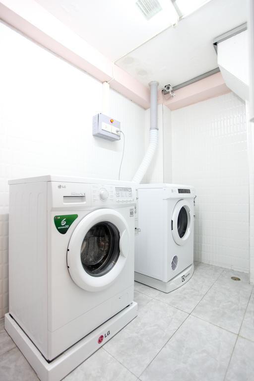 Hostel 8 Sukhumvit Soi 8 Bangkok Extérieur photo