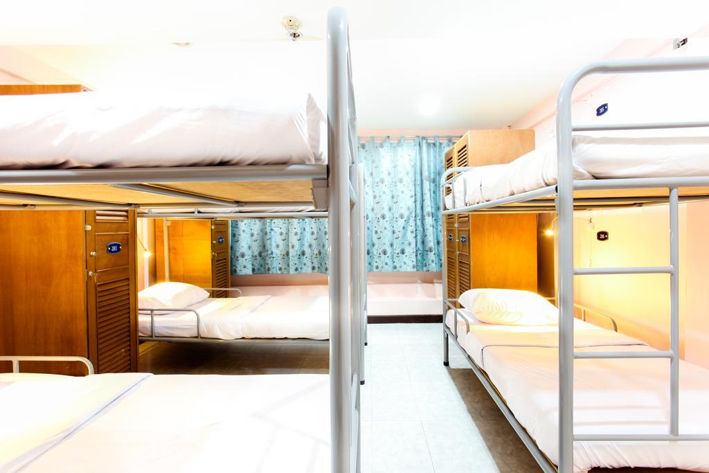 Hostel 8 Sukhumvit Soi 8 Bangkok Extérieur photo